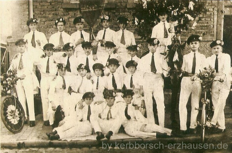 1912.jpg