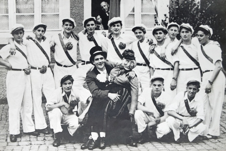 1950-2.jpg